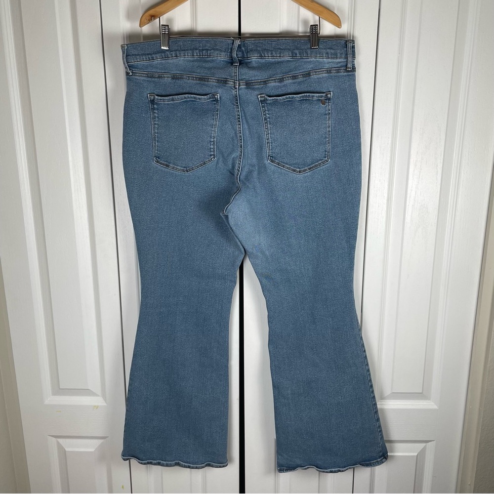 Jessica Simpson Charmed Flare Jeans Womens Plus Size 22W Blue Light Wash Stretch - Picture 6 of 14
